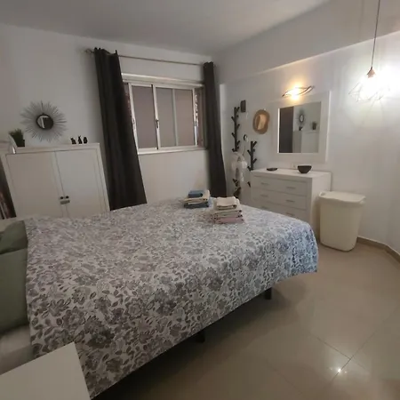Apartament Agreable Au Bord De L' Ocean, Playa Paraiso Costa Adeje (Tenerife)